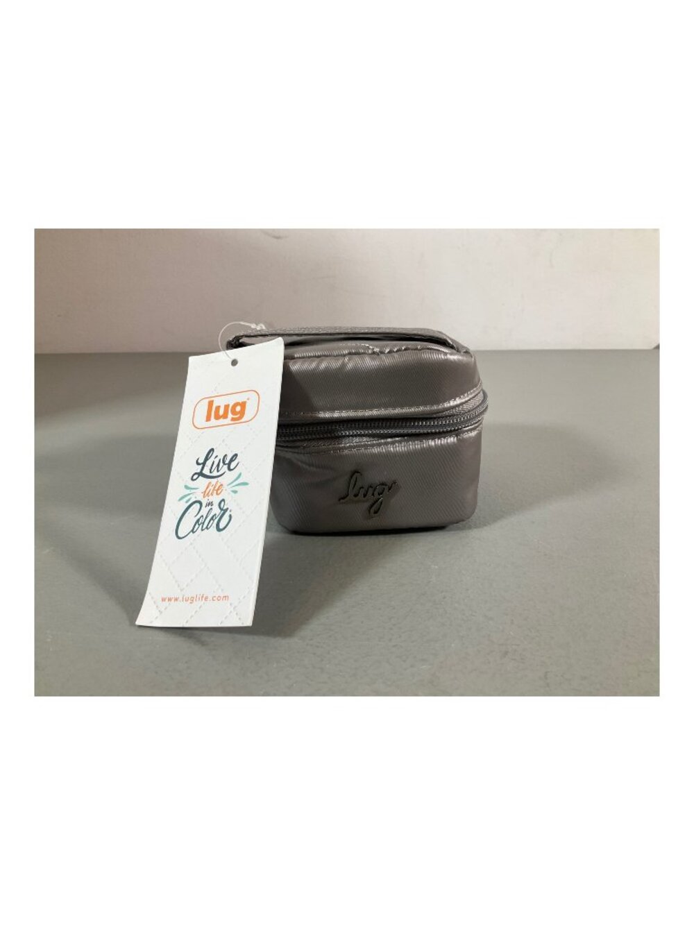 Lug Swizzle Mini Jewelry Case in Metallic Black with Removable Pouch and Soft-Li